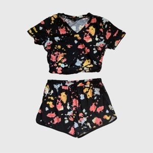black and multicolored tie dye lounge set